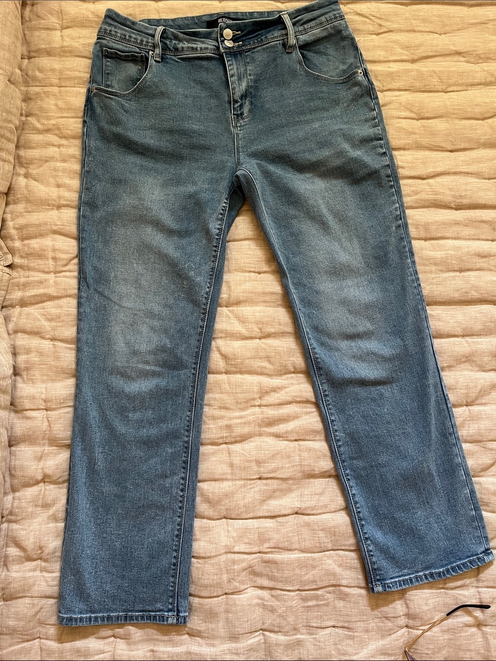 Hudson Jeans 12 Mid-Rise stretch denim Straight Leg - Picture 2 of 12